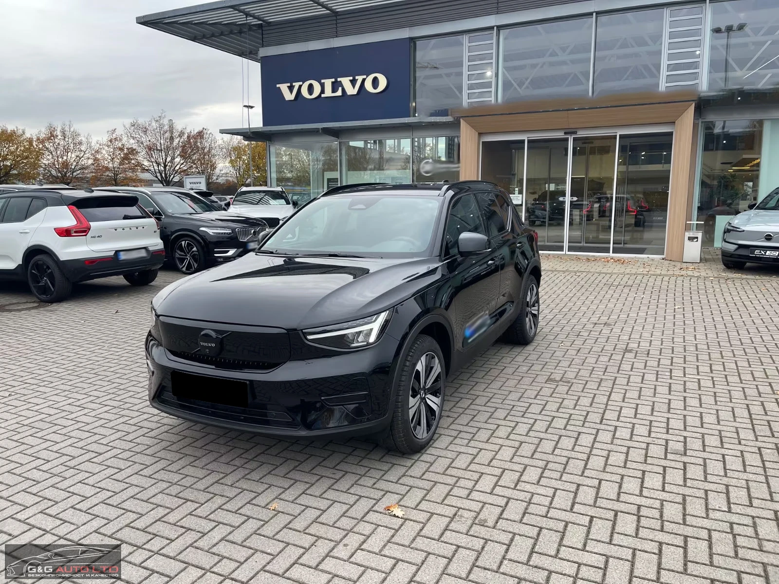 Volvo EX40