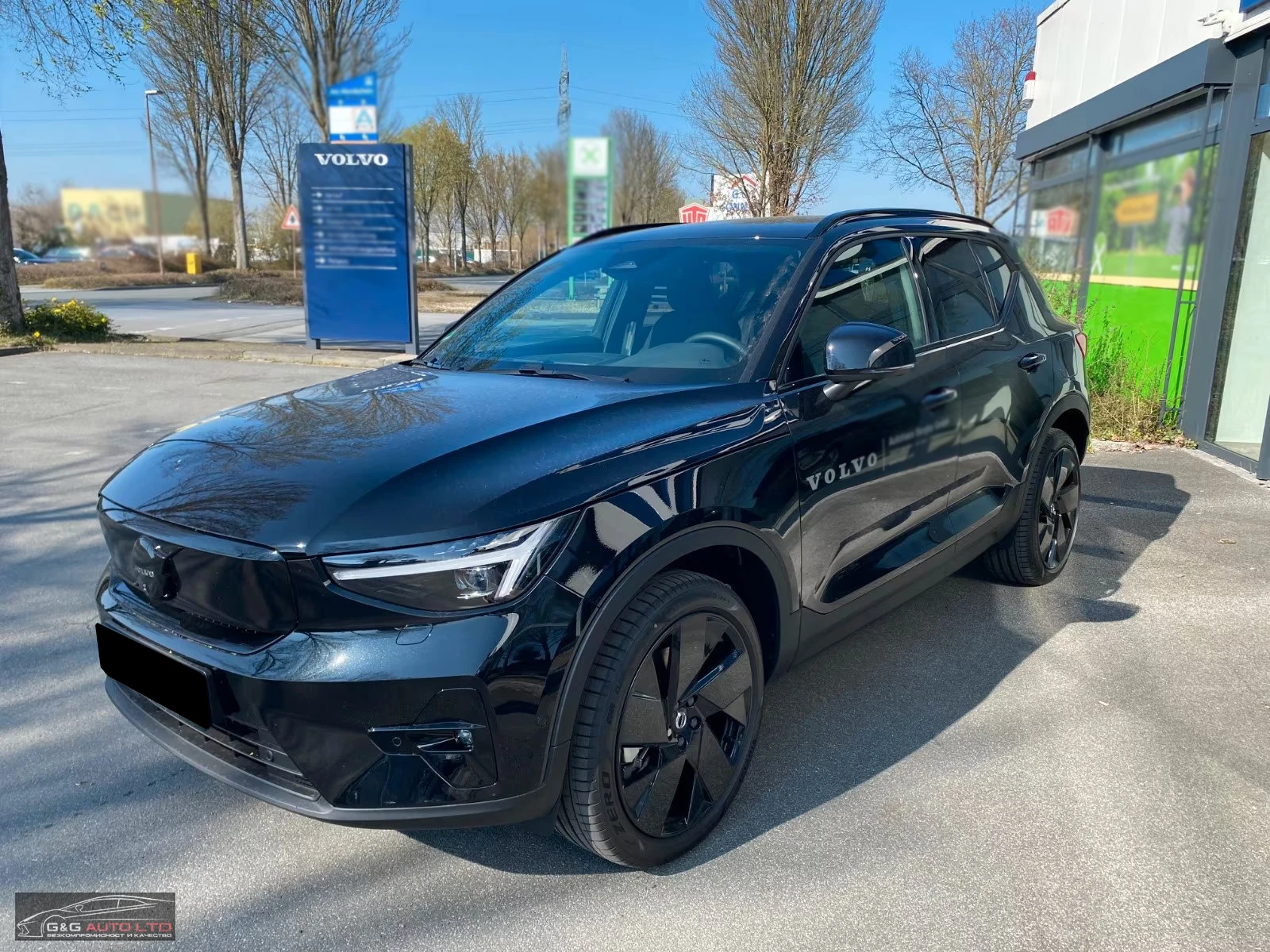 Volvo EX40