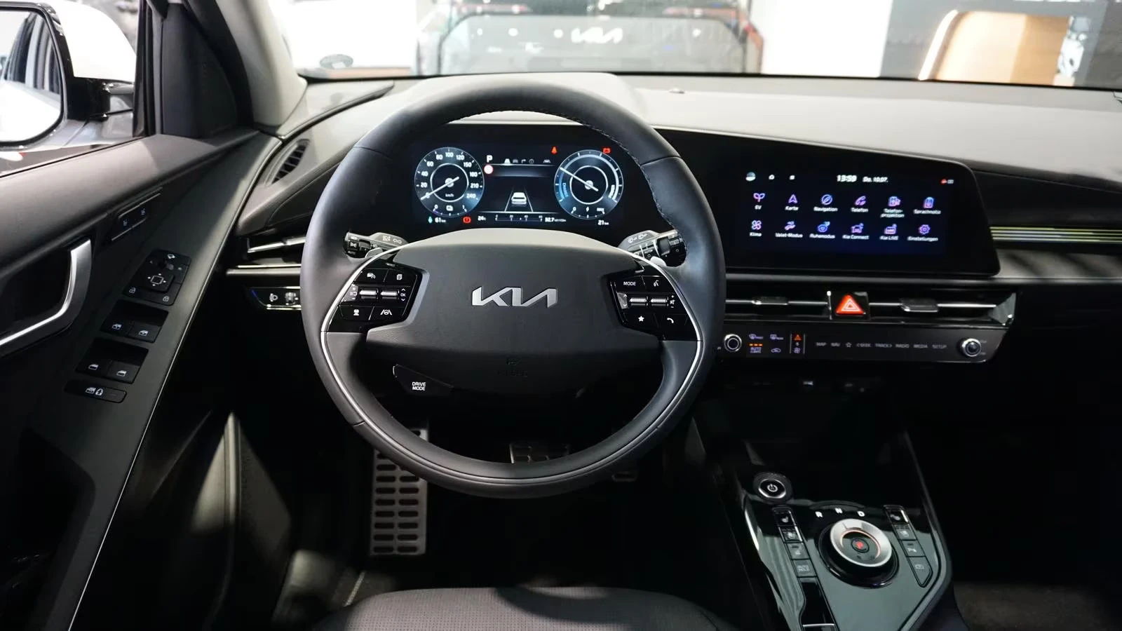 2025 Kia Niro INSPIRATION 204HP HUD NAVI CAM ACC LED 692g — 8