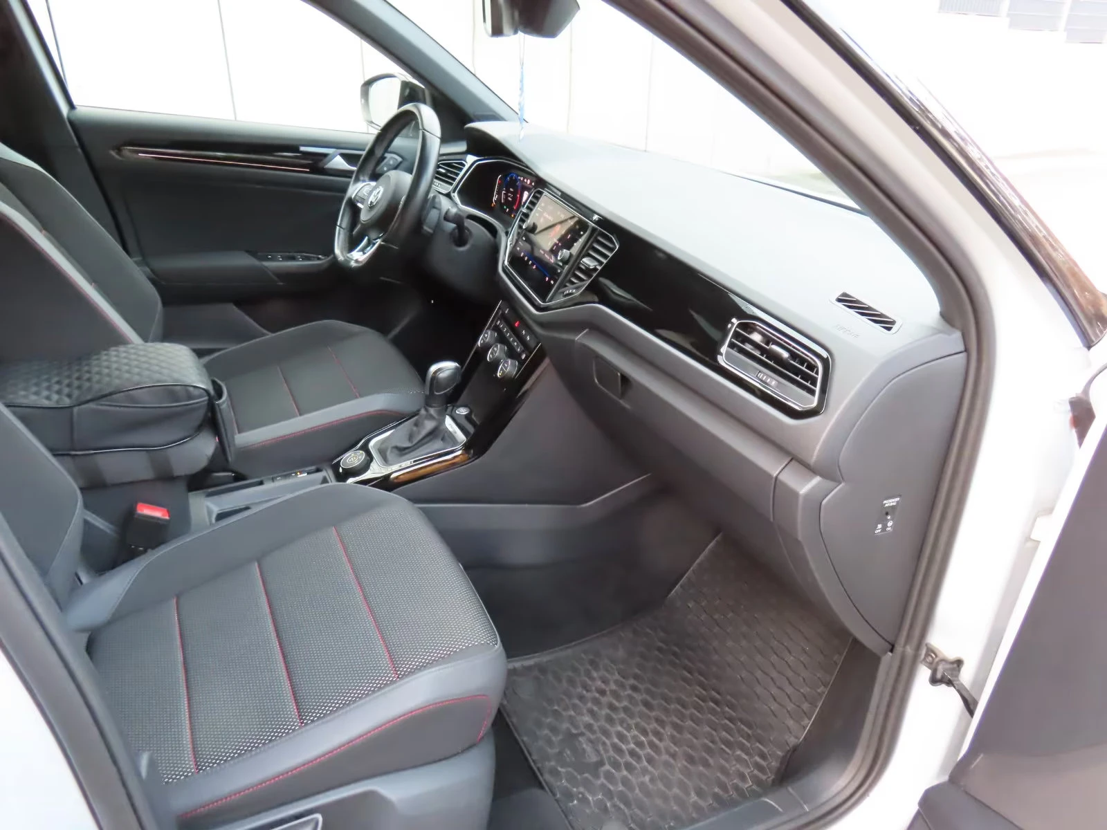 2020 Volkswagen .0TDI 190HP SPORT PANO DSG 4WD DIGI KLESS 730g — 11