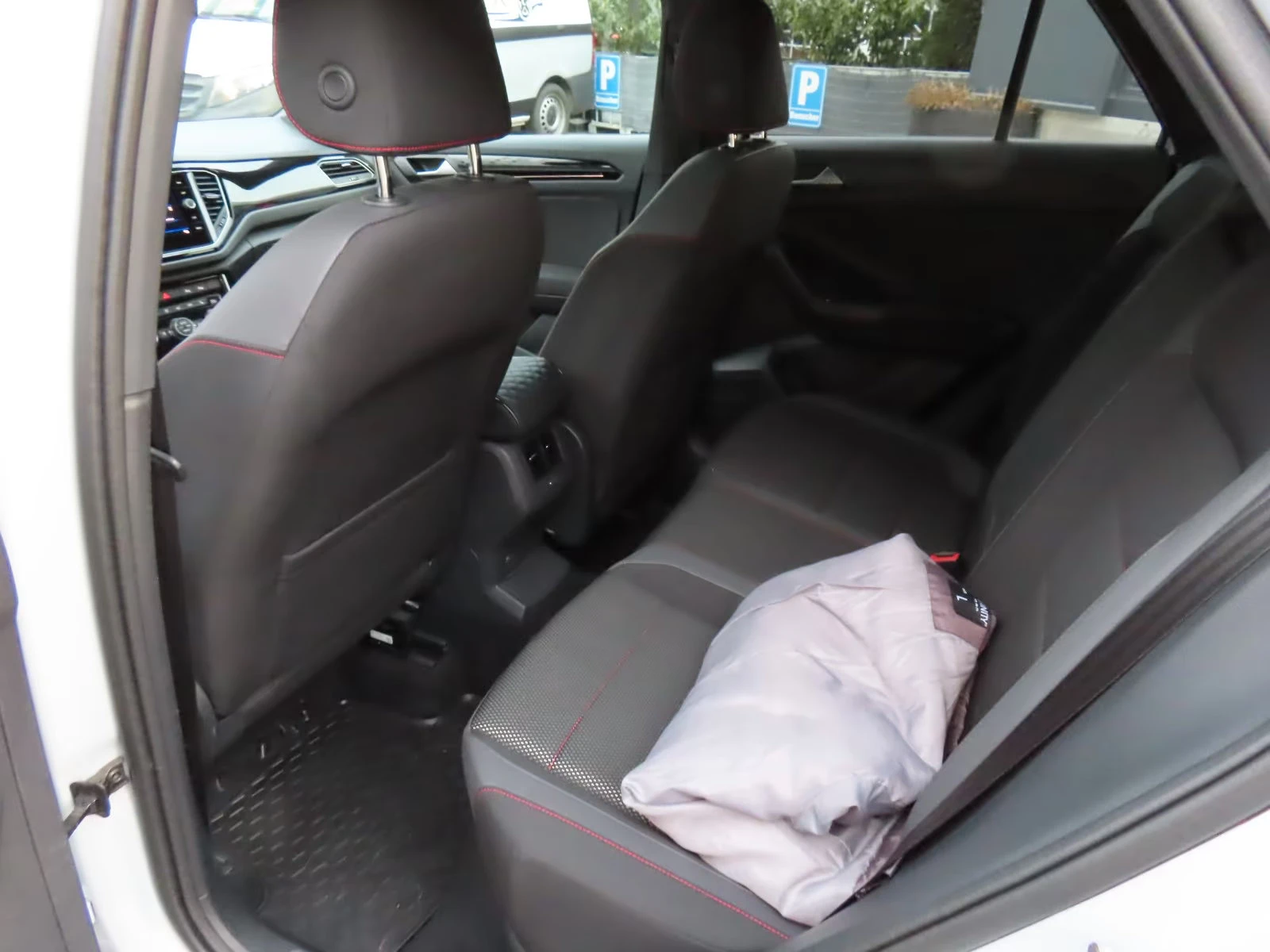 2020 Volkswagen .0TDI 190HP SPORT PANO DSG 4WD DIGI KLESS 730g — 12