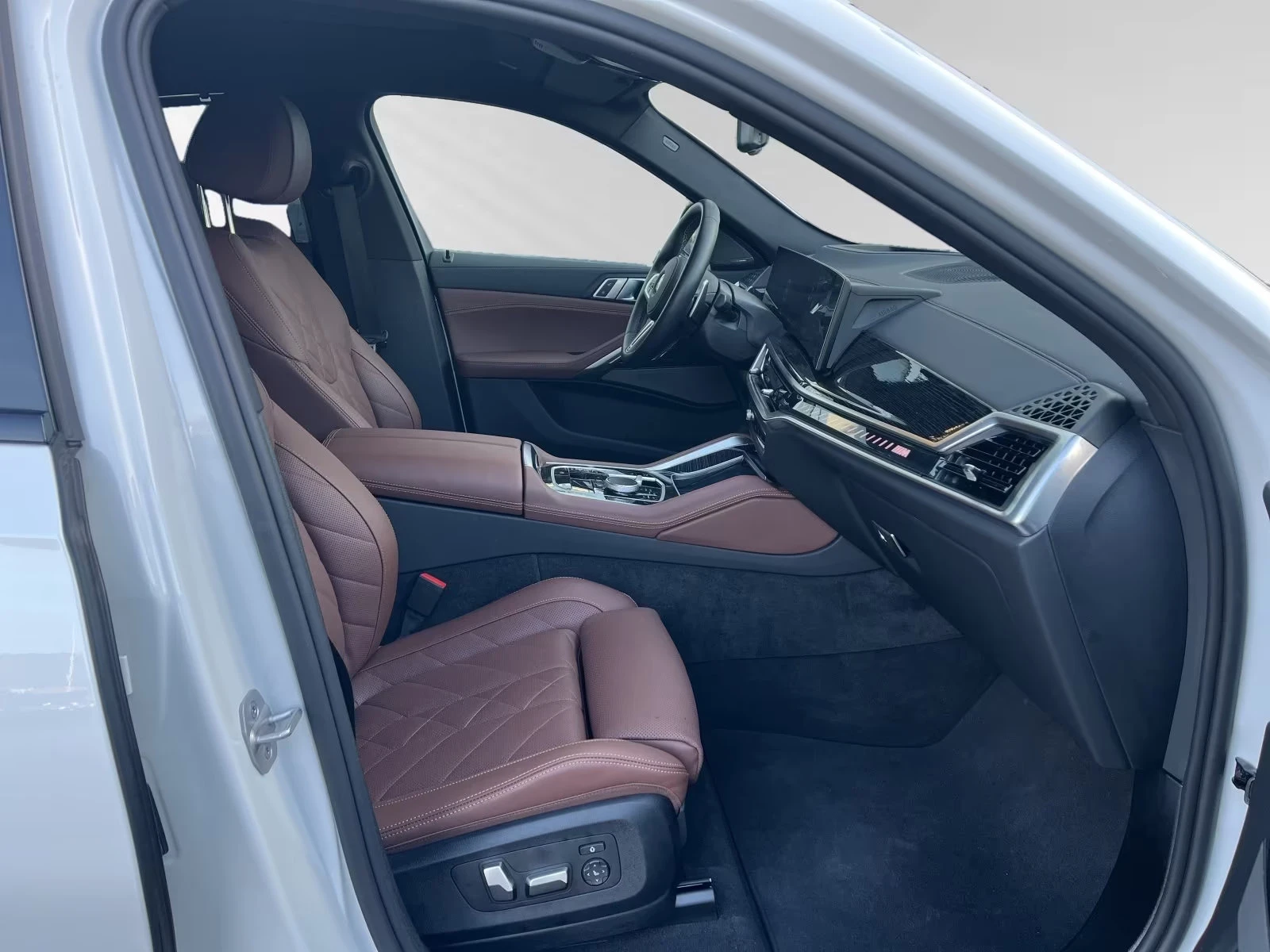 2025 BMW X6 M 60 530HP xDRIVE PRO 360 H&K HUD 912v — 10