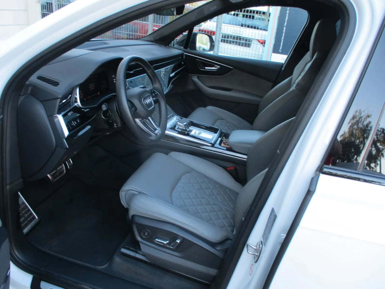 2020 Audi SQ7 4.0TDI 435HP MASSAGE PANO MATRIX HUD 360 MEMO 799g — 7