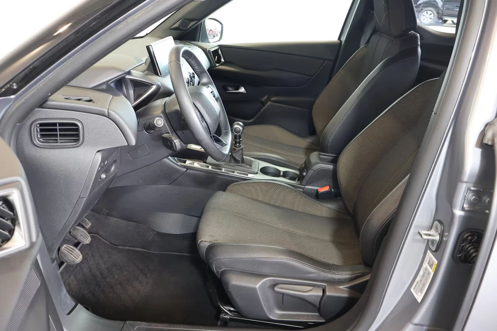 2022 DS DS 3 Crossback BASTILLE 101HP DIGI 360 CPLAY KLESS ACC 818gpr — 7