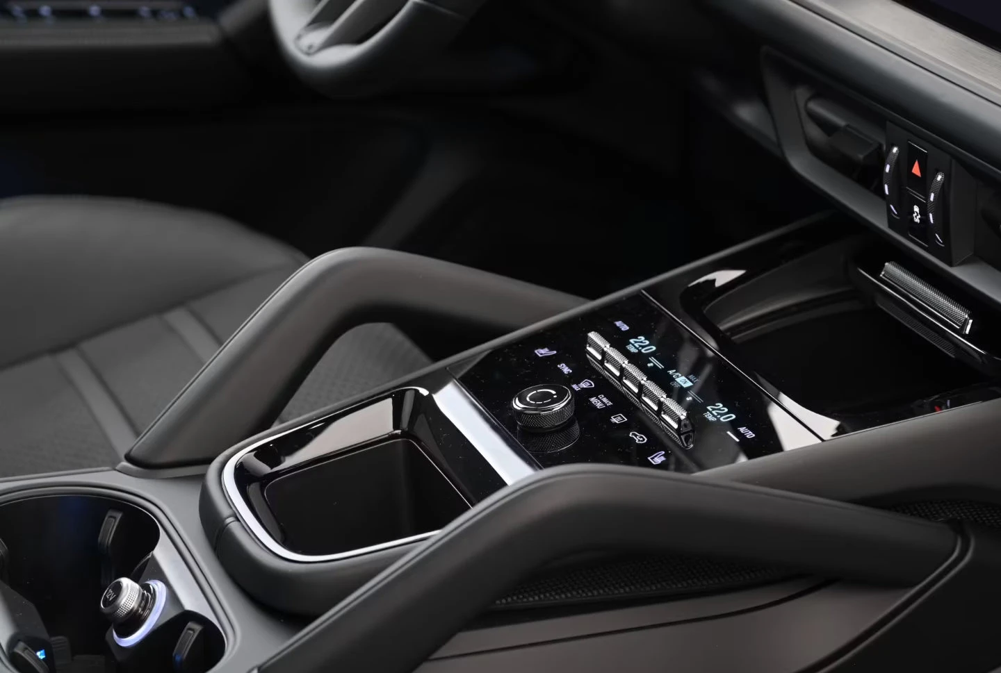 2025 Porsche Cayenne GTS 500HP BOSE MULTISCREEN 360 PANO 993v — 13