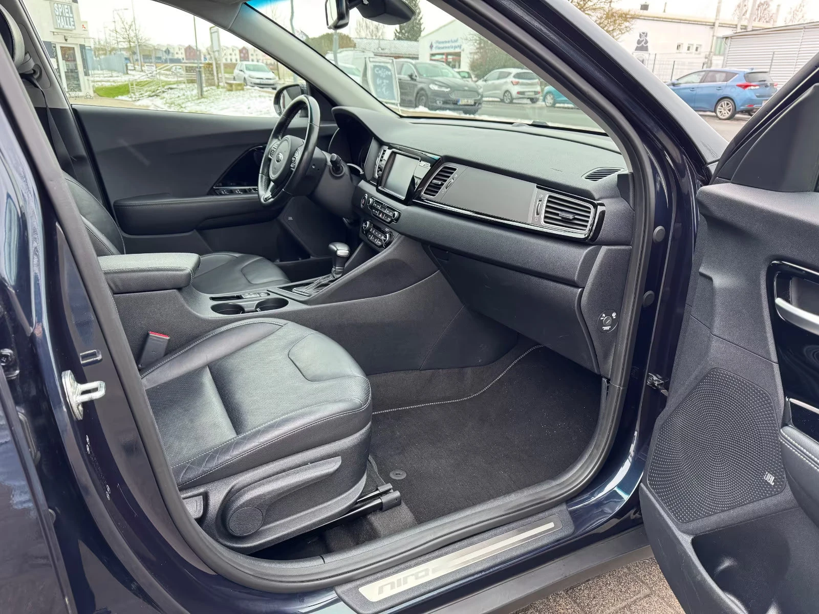 2017 Kia Niro 1.6HEV 141HP SPIRIT CAM JBL NAVI ACC LED 835gpr — 14