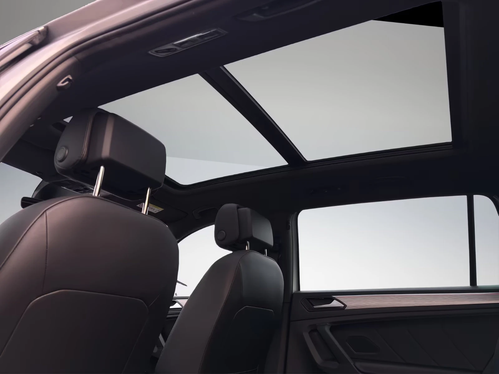 2022 SEAT Tarraco 1.4PHEV 245HP XPERIENCE PANO 360 MEMO AHK 875g — 14