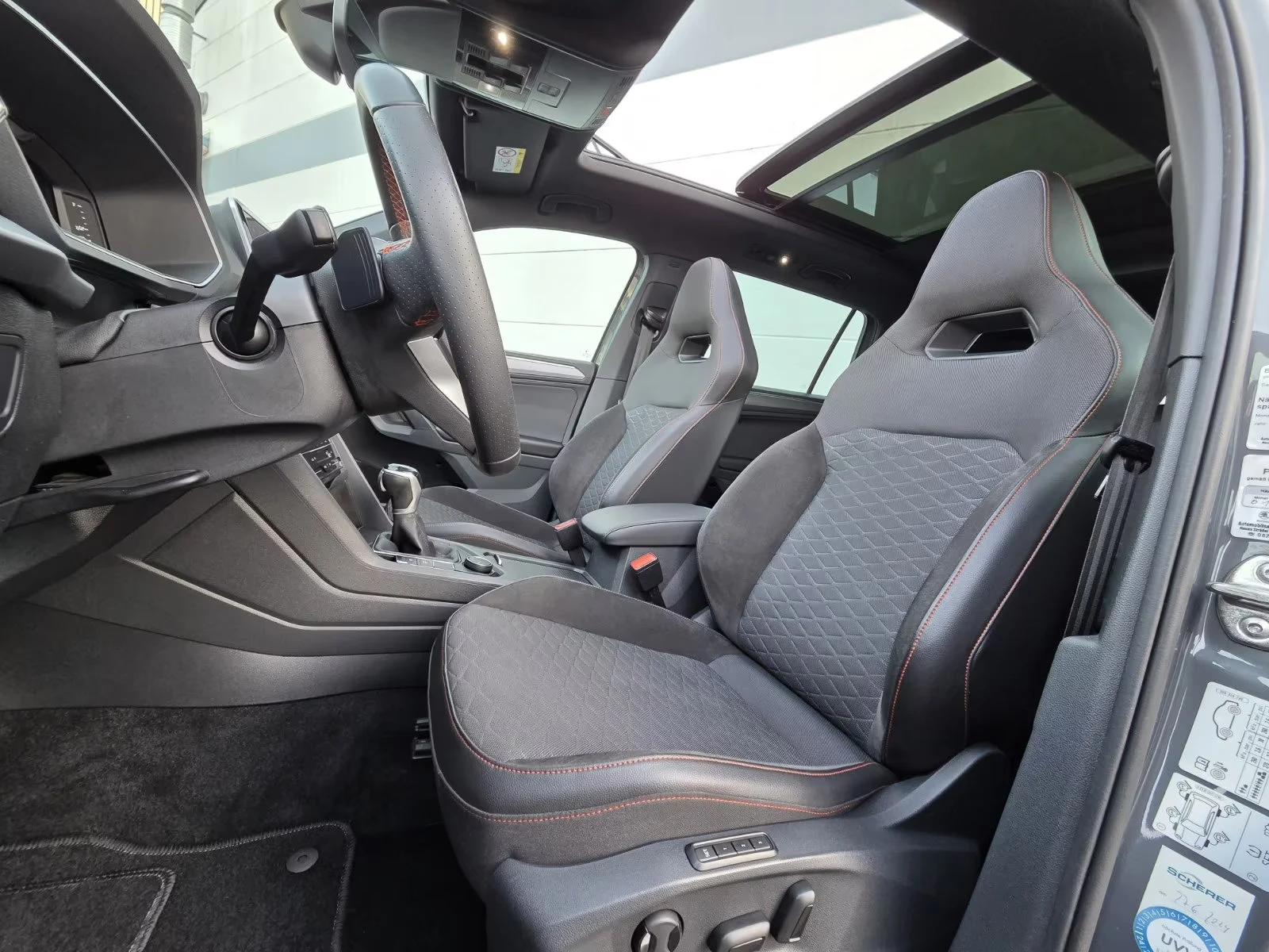 2021 SEAT Tarraco 1.4PHEV 245HP FR PANO CAM MEMO AHK LED 876g — 6