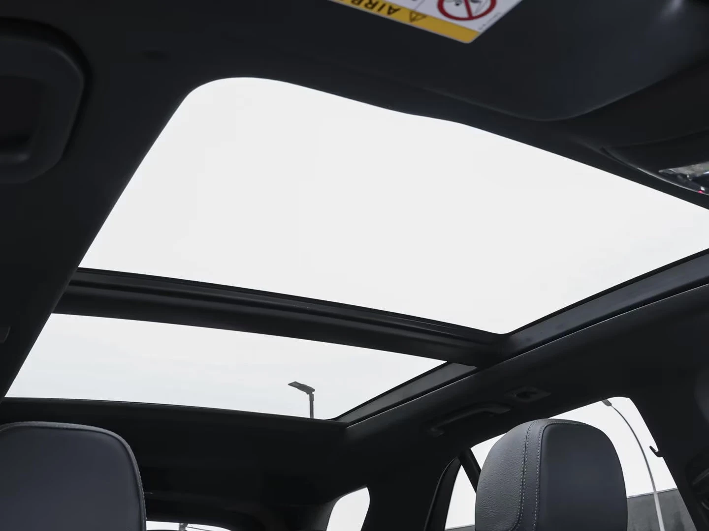 2022 Mercedes-Benz GLE 300 AMG 272HP 4M PANO DIGITAL 360 109z — 14