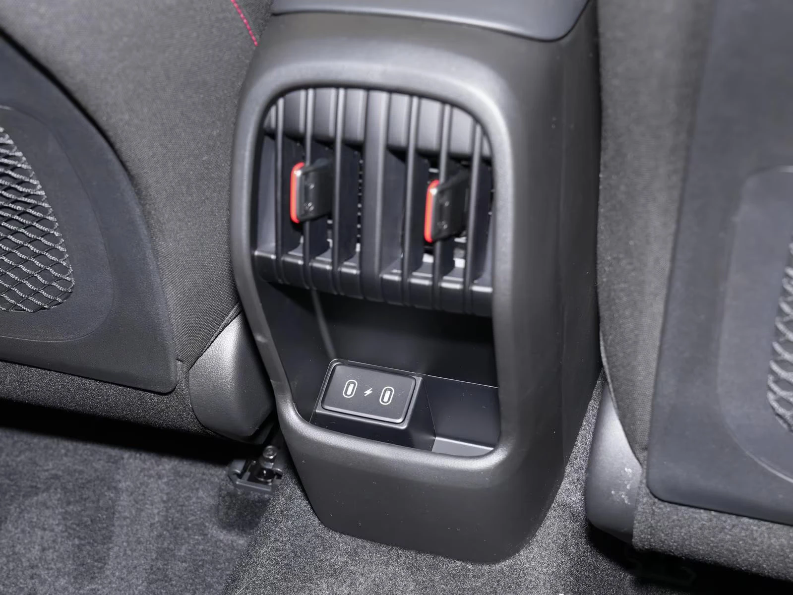 2026 Hyundai Kona НОВ!1.6T-GDI 150HP N-LINE DCT CPLAY KLESS 892gpr — 15