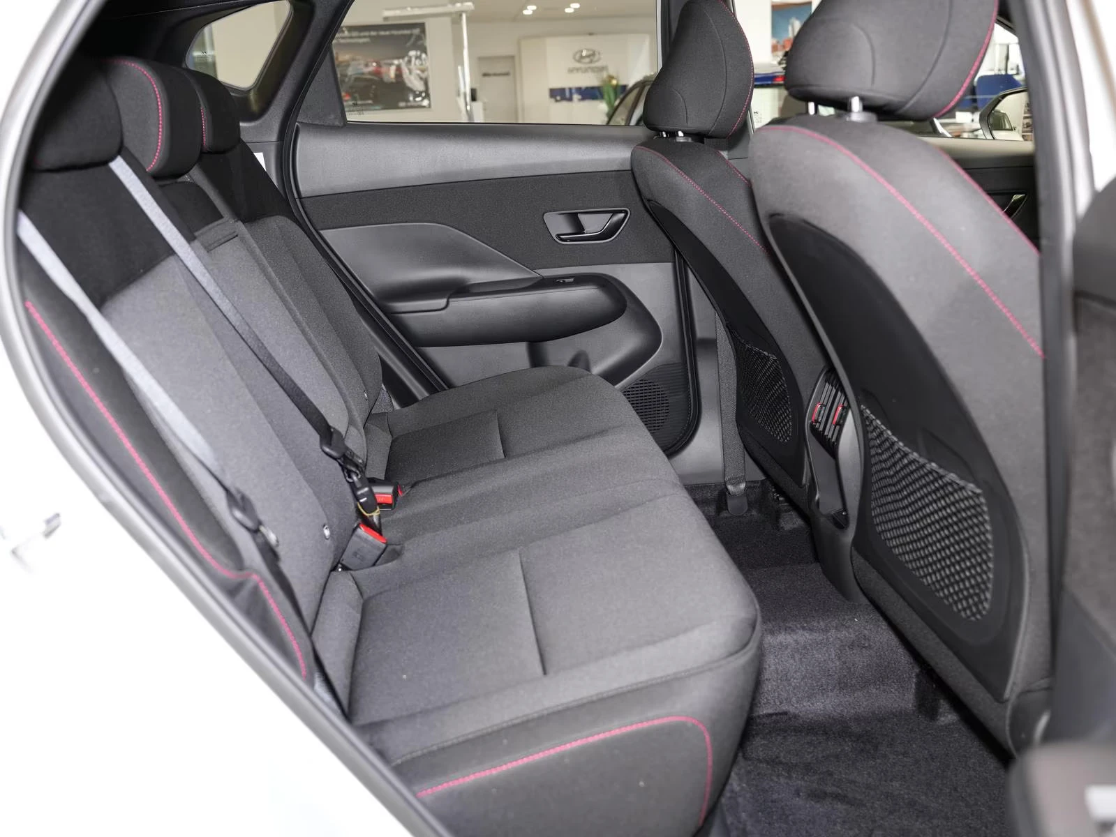 2026 Hyundai Kona НОВ!1.6T-GDI 150HP N-LINE DCT CPLAY KLESS 892gpr — 14