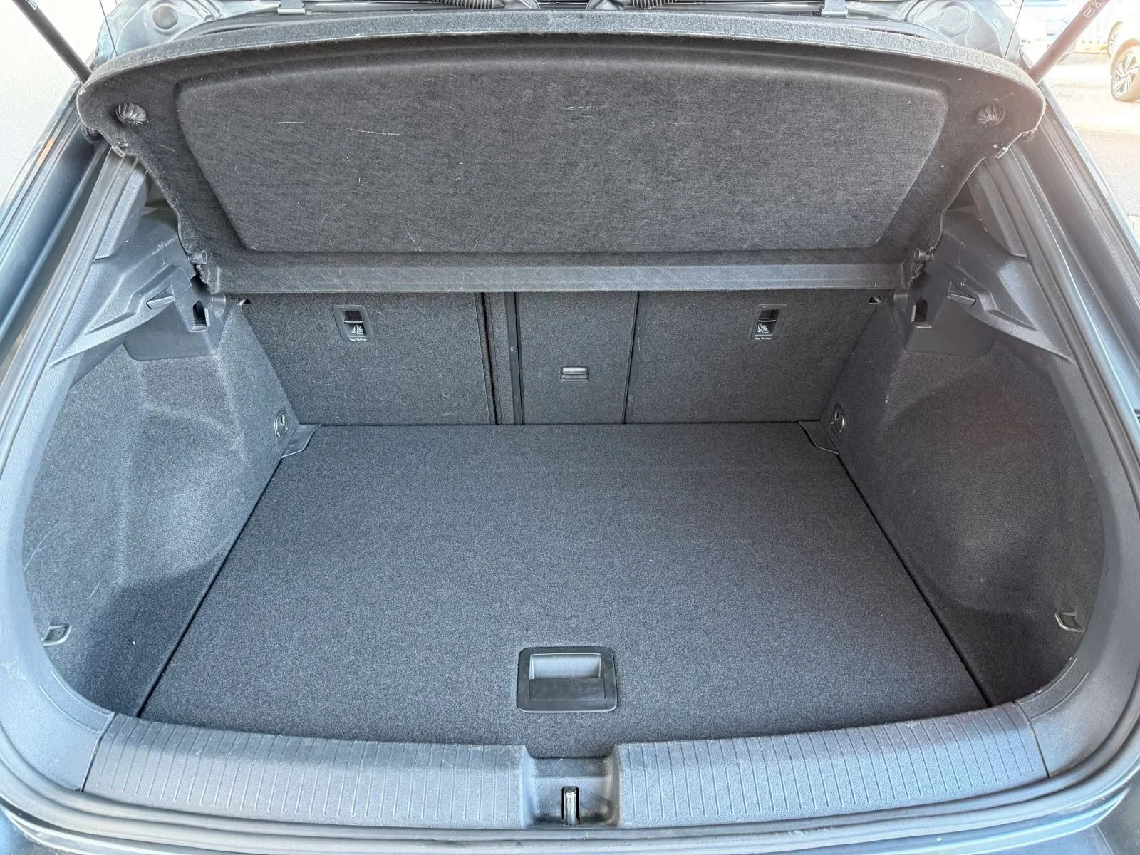 2022 Volkswagen .0TDI 150HP R-LINE 4M CAM ACC 133z — 7