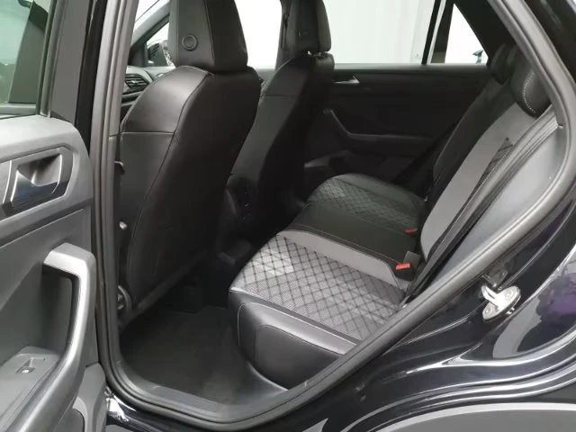2023 Volkswagen .0TDI 150HP R-LINE 4M CAM ACC 135z — 9