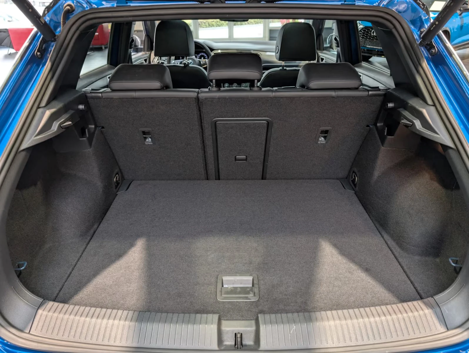 2021 Volkswagen .0TDI 150HP R-LINE 4M CAM ACC 136z — 7
