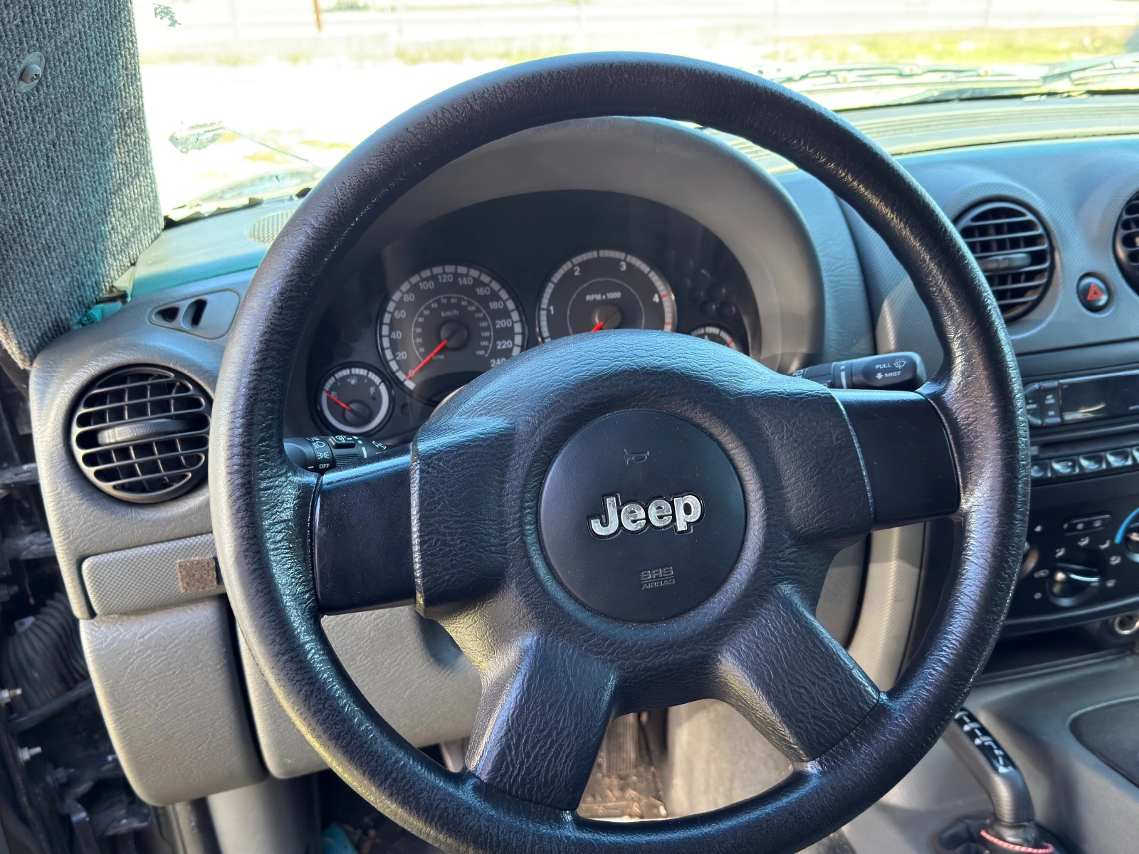 2006 Jeep Cherokee 2.8CRDI 163К.С. БРОНИРАНИ ЦЕНАТА Е ЗА 2-ТЕ — 7