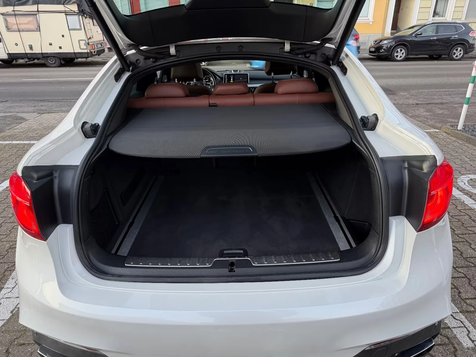 2018 BMW X6 XDRIVE 50i M SPORT 449HP B&O HUD 360 NAVI 192h — 7