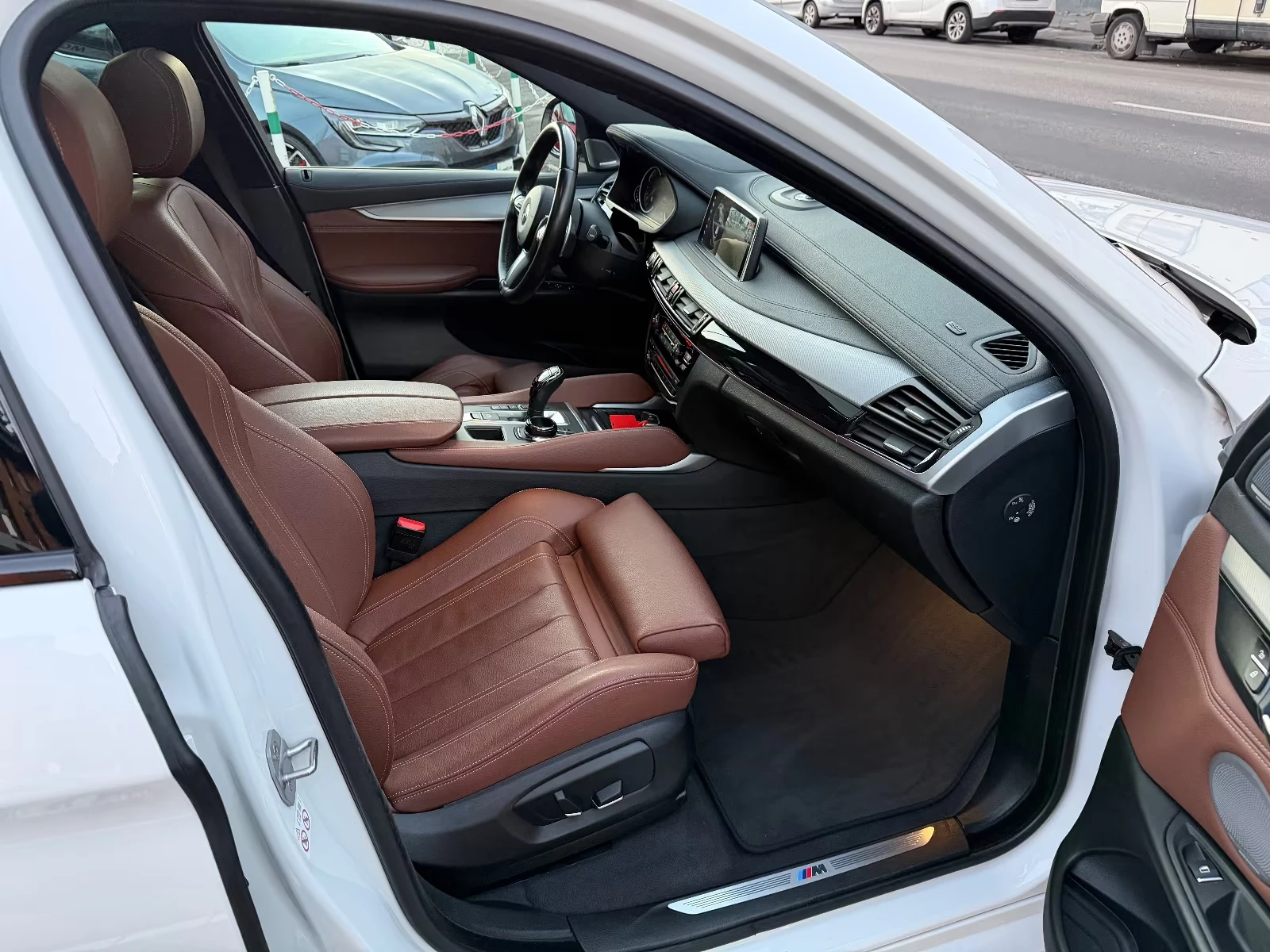 2018 BMW X6 XDRIVE 50i M SPORT 449HP B&O HUD 360 NAVI 192h — 11