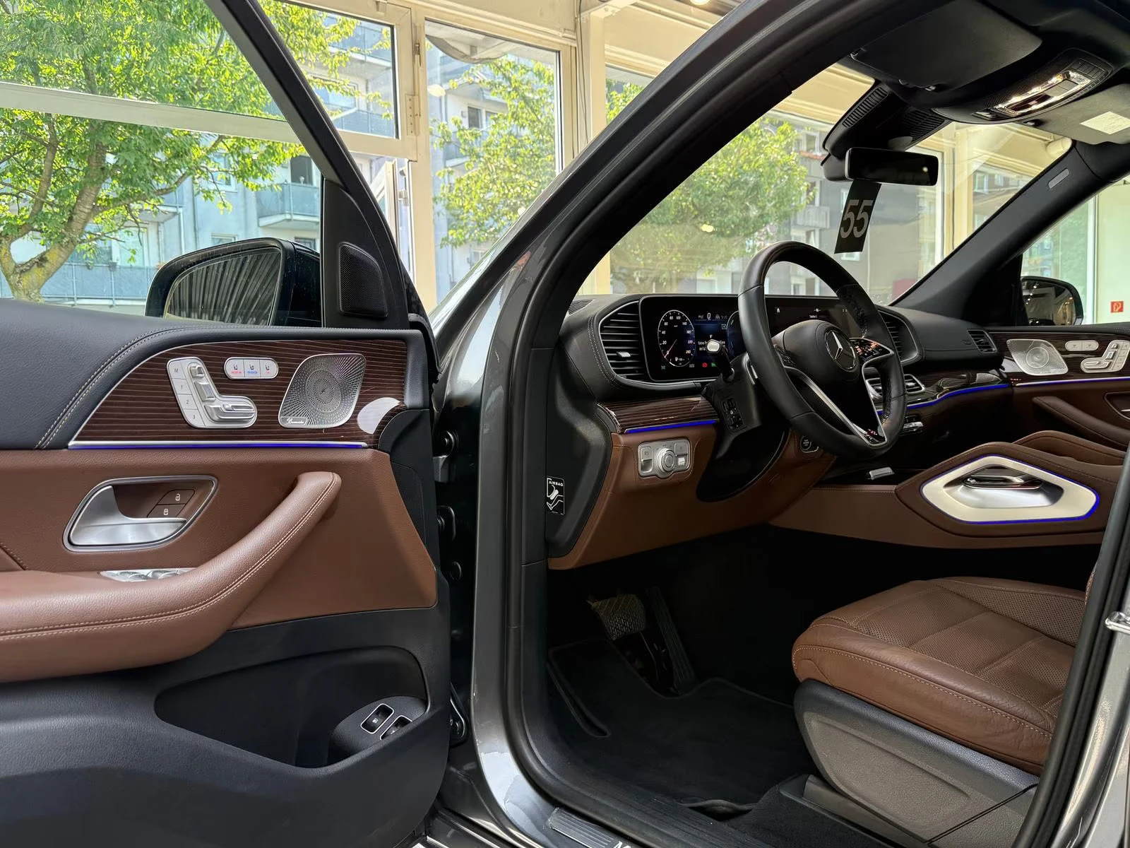 2024 Mercedes-Benz GLE 400 e 4MATIC 381HP AMG PANO 360 DISTR BURM HUD 214q — 6