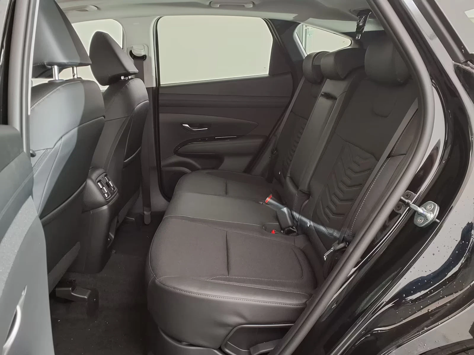 2026 Hyundai Tucson НОВ! PRIME 239HP CAM NAVI LED CPLAY KLESS 265q — 11