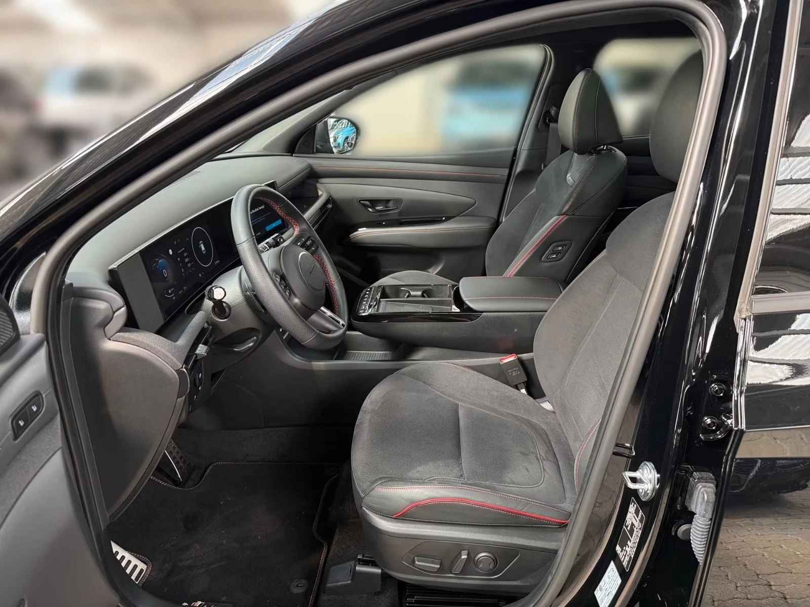 2025 Hyundai Tucson 1.6PHEV 252HP N-LINE 4X4 360 PANO KLESS KRELL 402z — 9