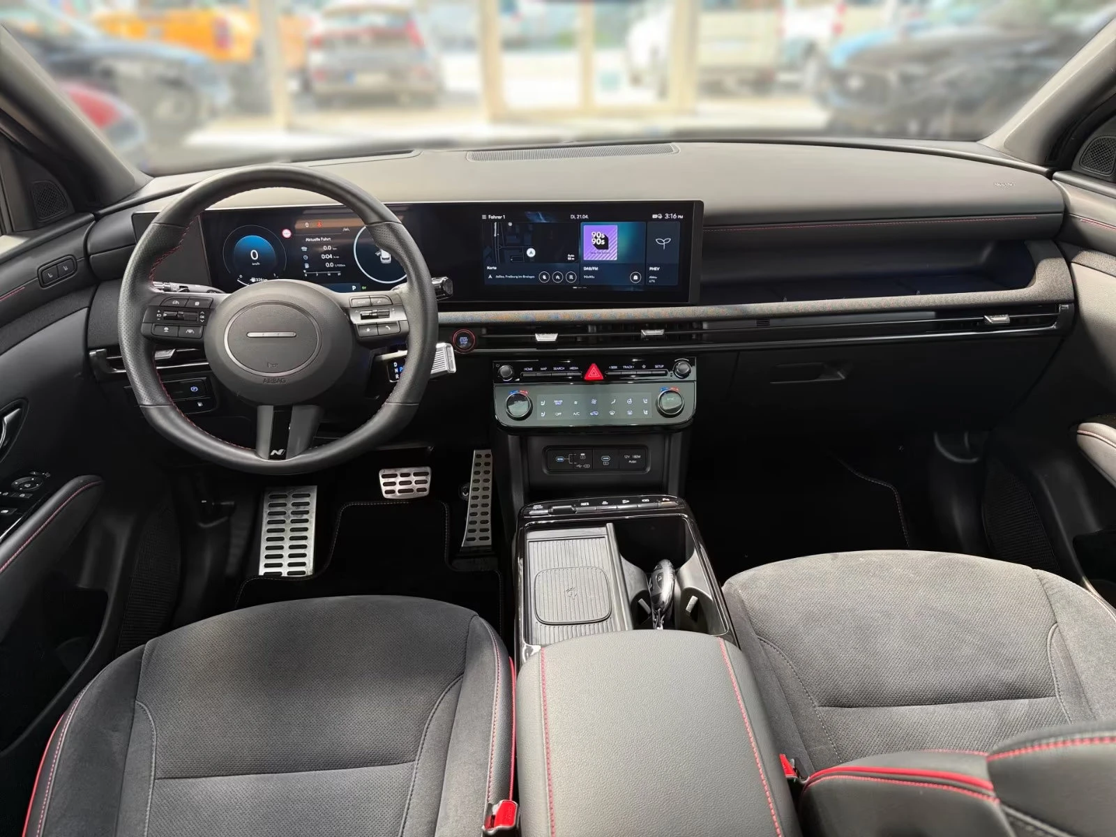 2025 Hyundai Tucson 1.6PHEV 252HP N-LINE 4X4 360 PANO KLESS KRELL 402z — 8